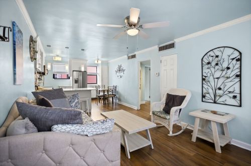 Gulf Winds Resort #1603