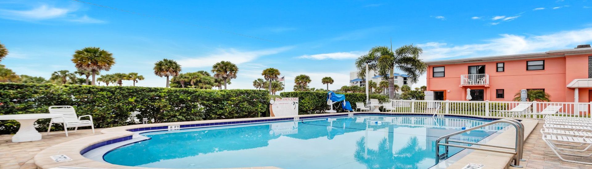 Gulf Winds Condominiums
